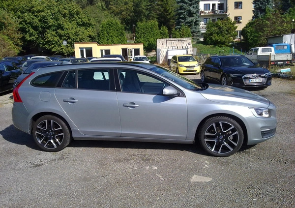 Volvo V60 cena 84900 przebieg: 50000, rok produkcji 2018 z Lublin małe 497